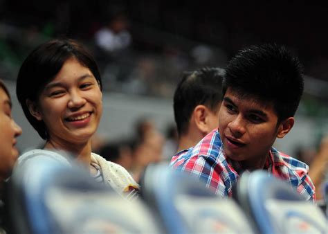 Kiefer Ravena admits breakup with Mika Reyes, denies .